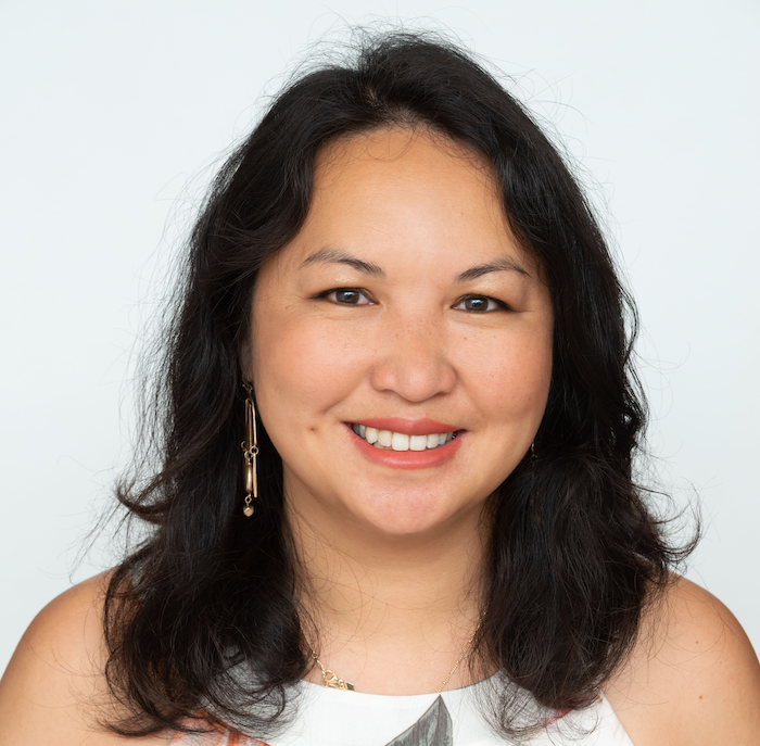 Karen Sok headshot