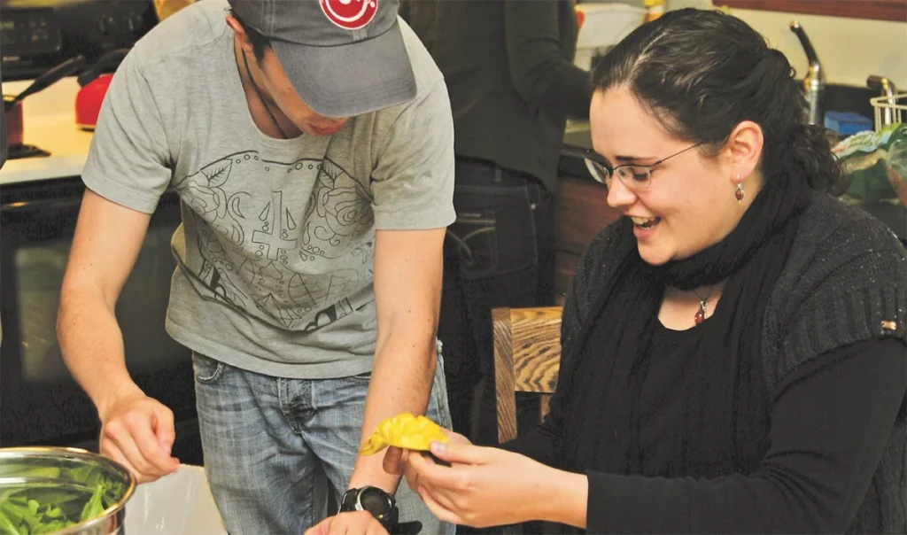 Navigating the Transition to Independent Living 2 autism transition program | 012218 BY Life Skills Header